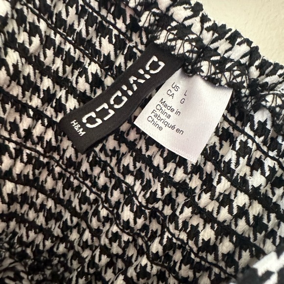 H&M Buckle Detail Bralette Top - Picture 4 of 5